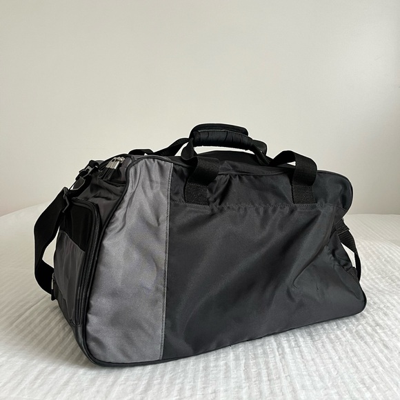 COPY - Nike Hockey Canada Duffle Bag - Picture 5 of 5